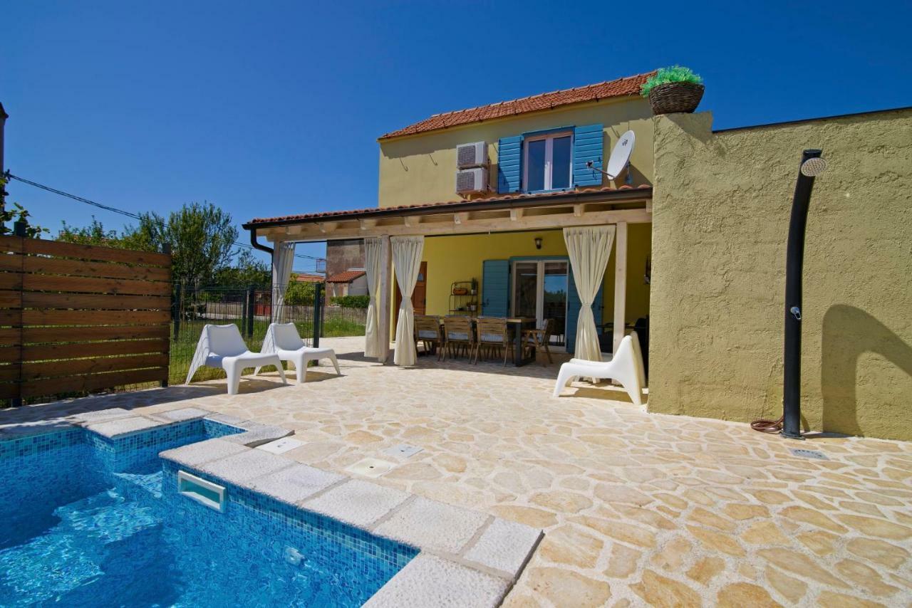 House Crassula Villa Муртер Екстериор снимка